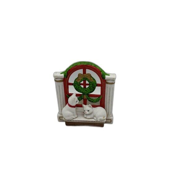 Vintage Waiting for Santa porcelain kittens Votive Candle Holder Wreath - Picture 11 of 12